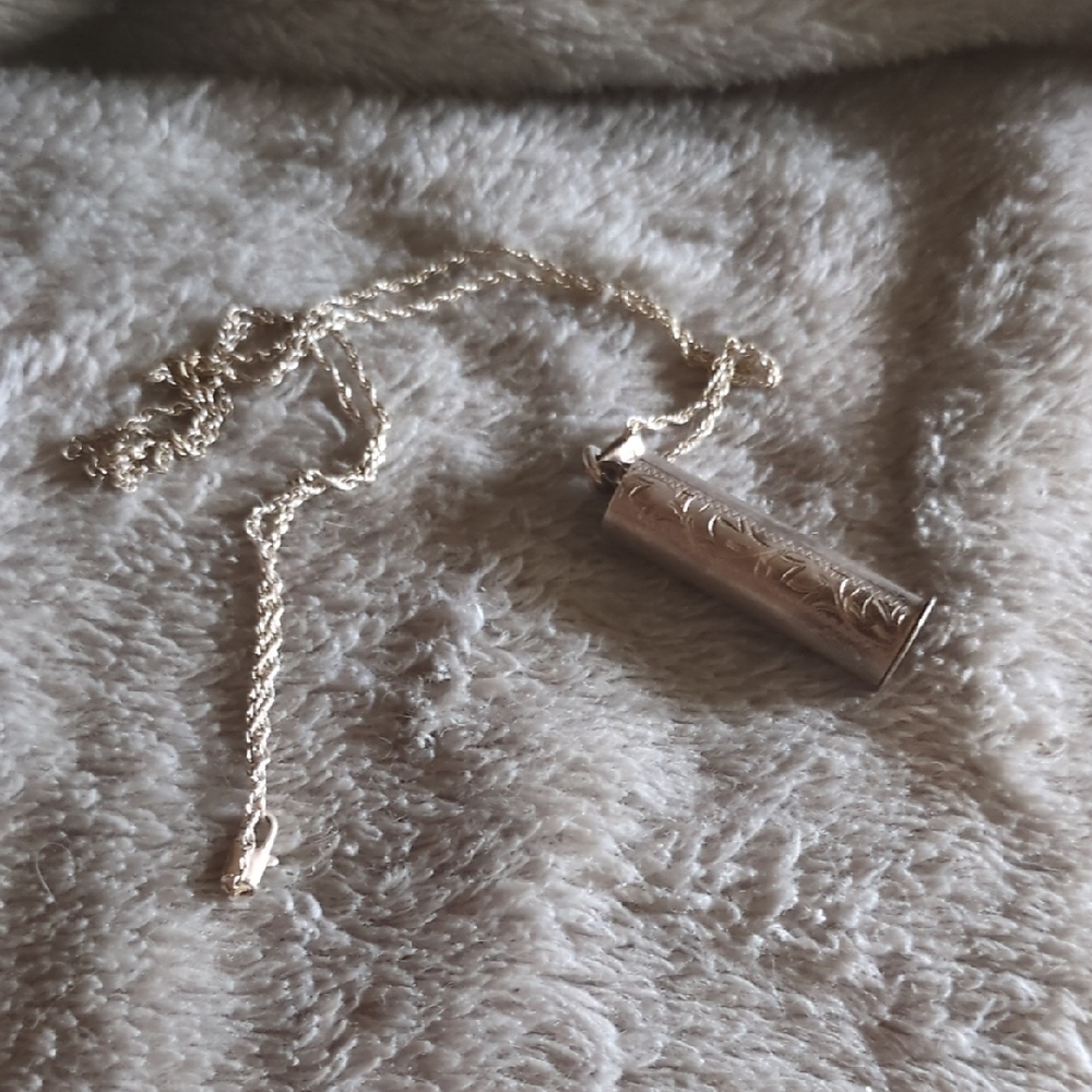 Vtg Sterling Silver Cylinder Pendant
